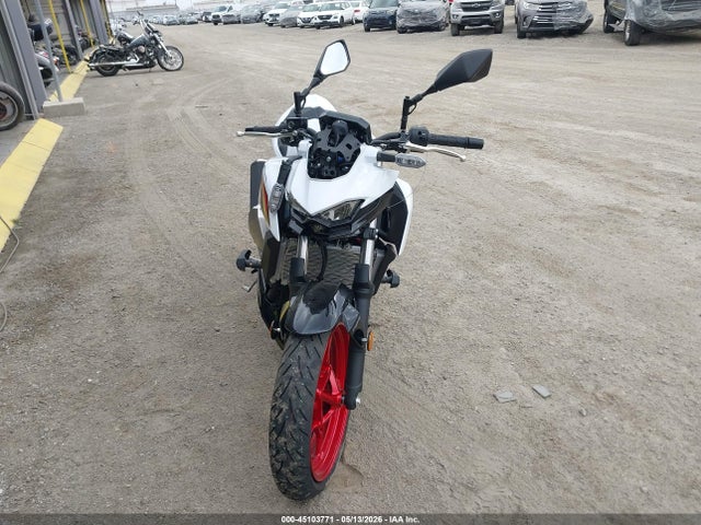 Kawasaki Er500