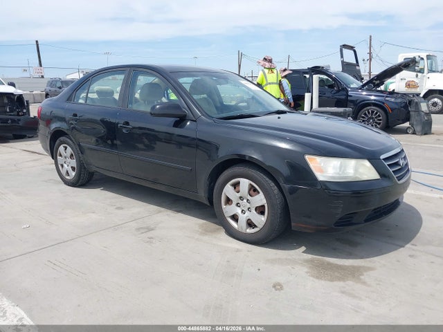 Salvage Hyundai SONATA Image