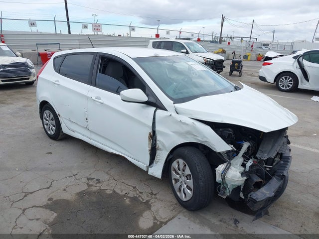 Salvage Hyundai ACCENT Image