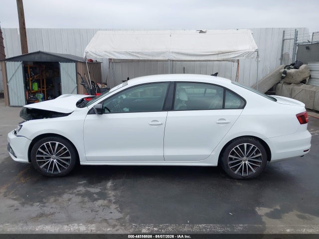 Volkswagen Jetta 1.8t Sport