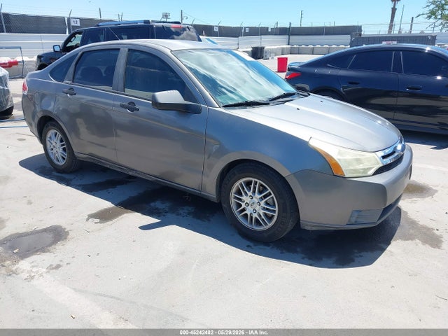 Salvage Ford Focus Image