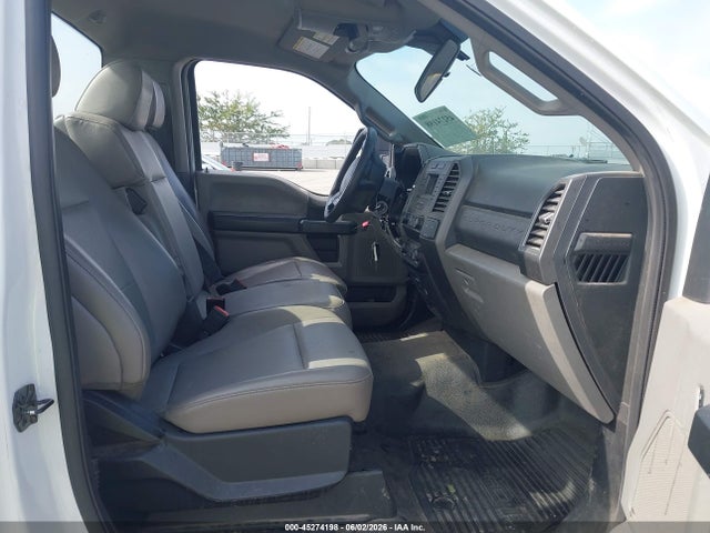 Ford F-250 Xl
