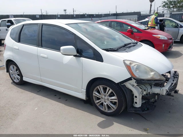 Salvage Honda Fit Image