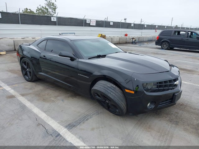 Salvage Chevrolet Camaro Image