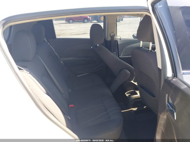 Chevrolet Sonic Lt Auto