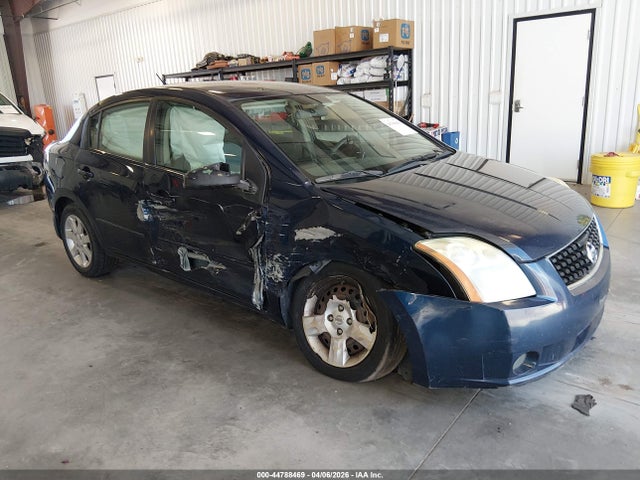 Salvage Nissan Sentra Image
