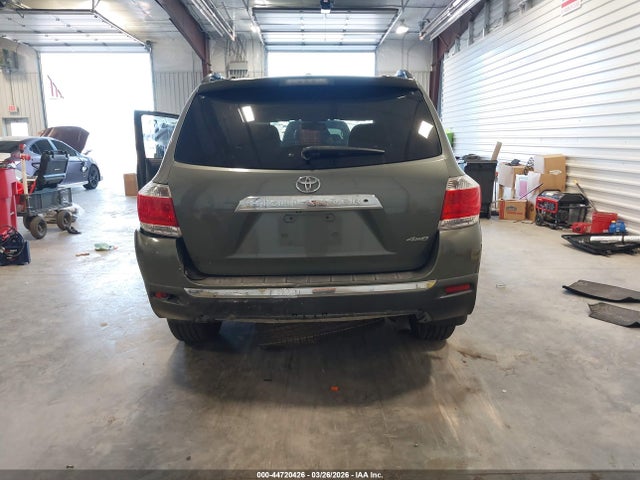 Toyota Highlander Limited V6