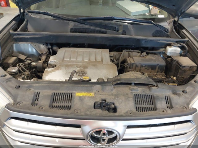 Toyota Highlander Limited V6