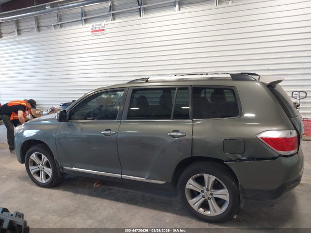 Toyota Highlander Limited V6