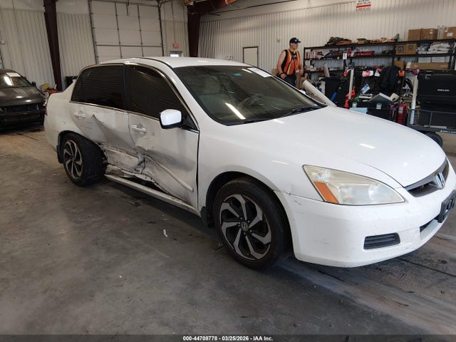 Salvage Honda Accord Image