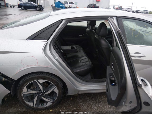Hyundai ELANTRA Limited