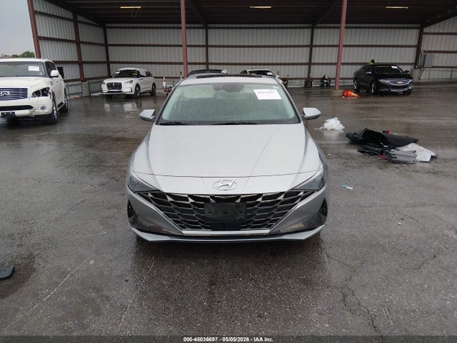 Hyundai ELANTRA Limited