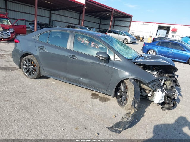 Salvage Toyota Corolla Image