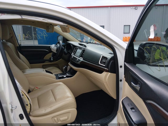Toyota Highlander Limited V6