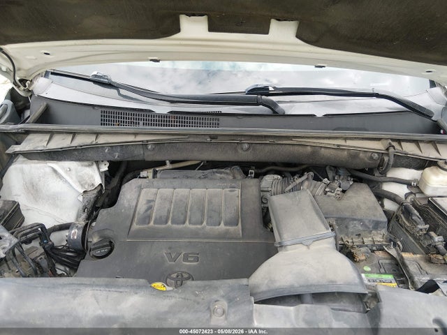 Toyota Highlander Limited V6