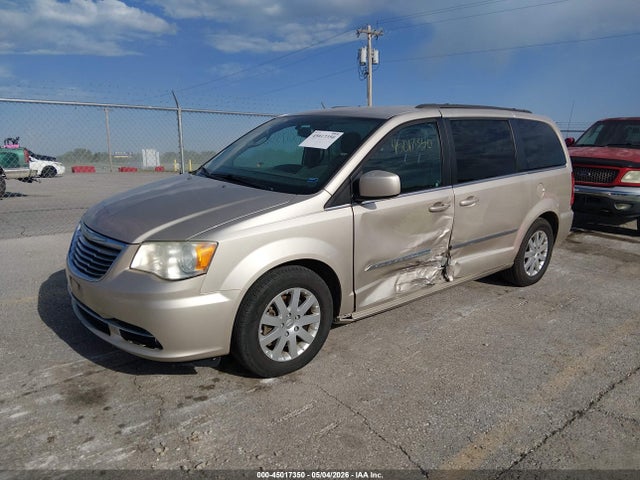 Chrysler Town & Country Touring