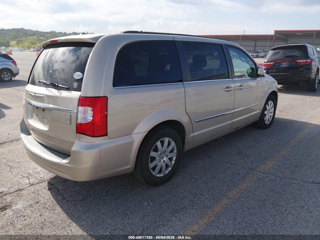 Chrysler Town & Country Touring