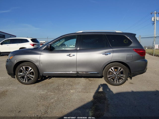 Nissan Pathfinder Platinum