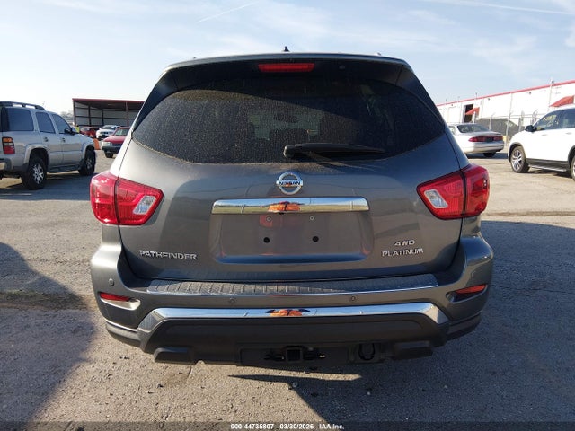 Nissan Pathfinder Platinum