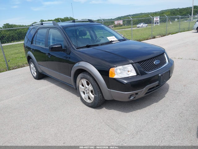 Salvage Ford Freestyle Image