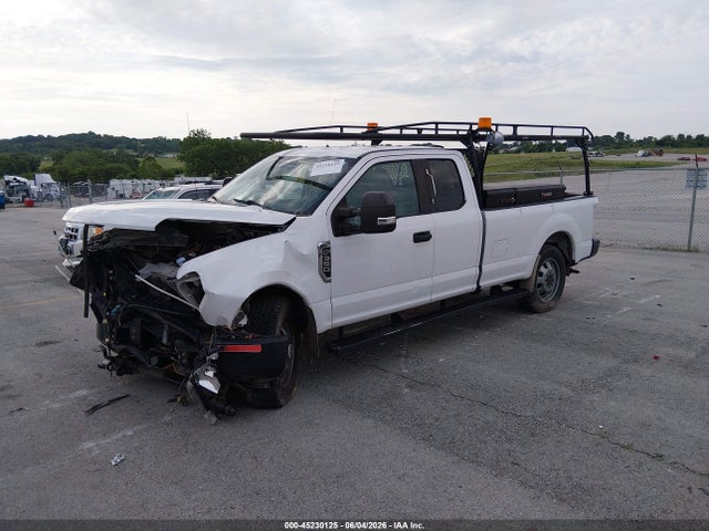 Ford F-350 Xl