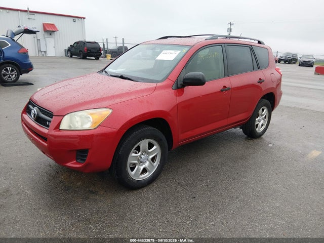 Toyota RAV4 Base V6