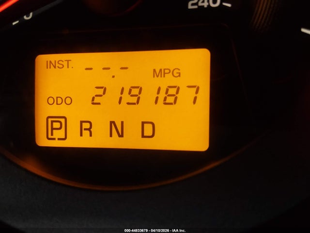Toyota RAV4 Base V6