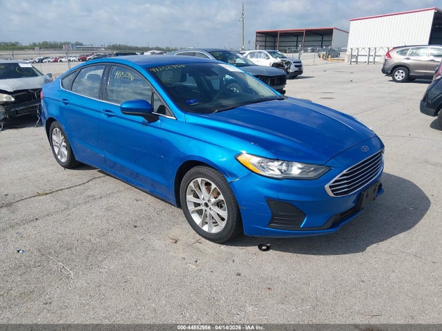 Salvage Ford Fusion Image