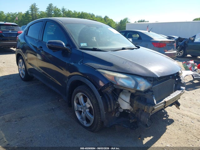 Salvage Honda HR-V Image