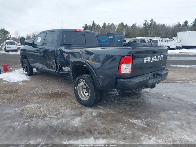 Ram 3500 Tradesman  4x4 8' Box