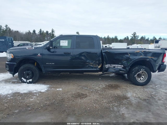 Ram 3500 Tradesman  4x4 8' Box