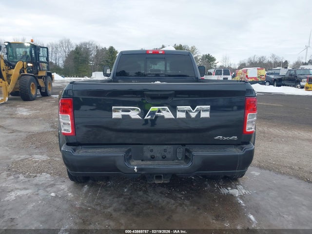 Ram 3500 Tradesman  4x4 8' Box