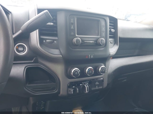 Ram 3500 Tradesman  4x4 8' Box