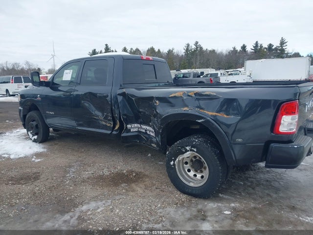 Ram 3500 Tradesman  4x4 8' Box
