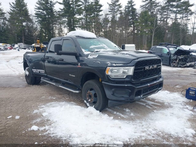 Salvage Ram 3500 Image
