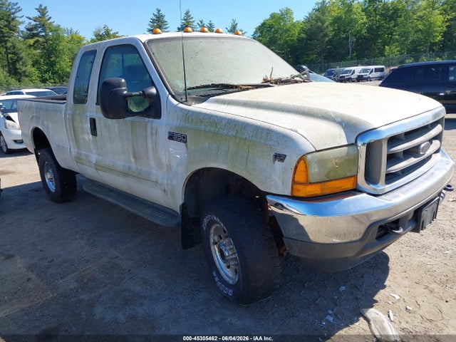 Salvage Ford F-350 Image