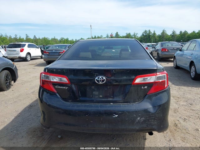 Toyota Camry Le