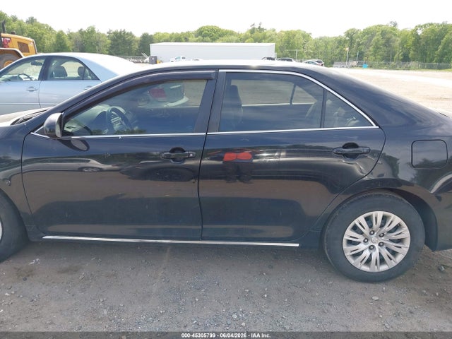 Toyota Camry Le