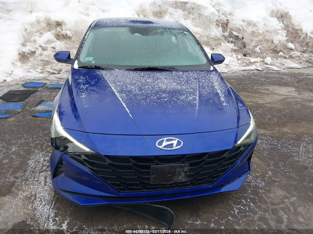 Hyundai ELANTRA Sel