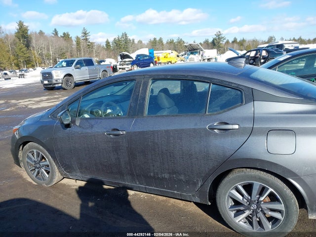 Nissan Versa Sv