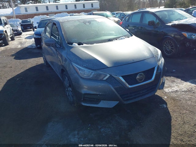 Salvage Nissan Versa Image