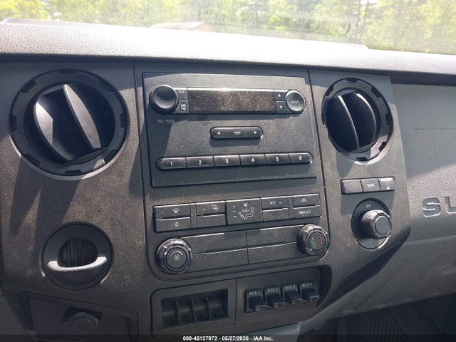 Ford F-550 Xl