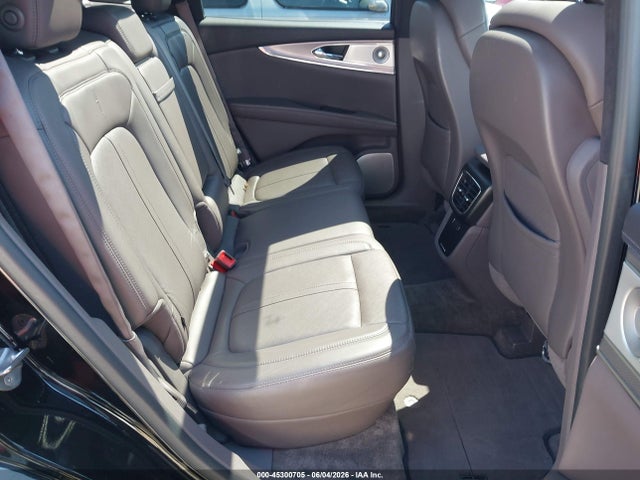 Lincoln MKX Black Label