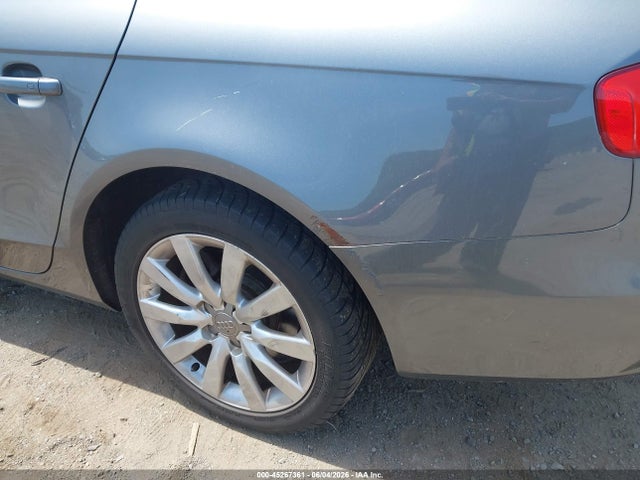 Audi A4 2.0t Premium