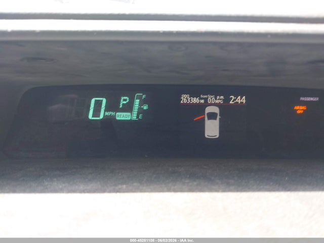 Toyota Prius c Three