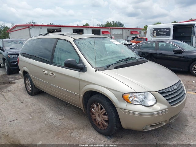 Chrysler Town & Country Limited