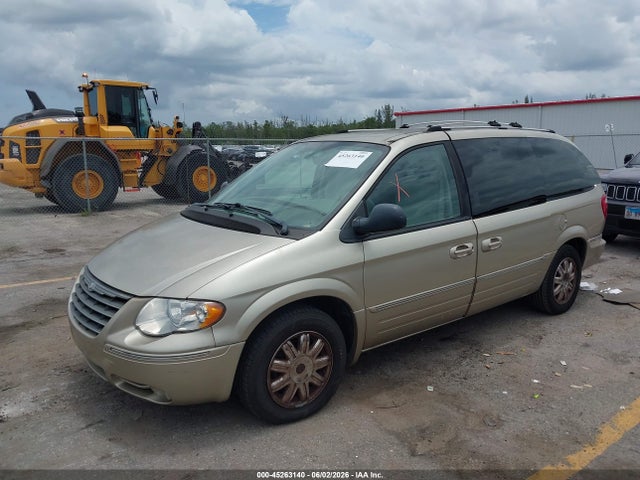 Chrysler Town & Country Limited