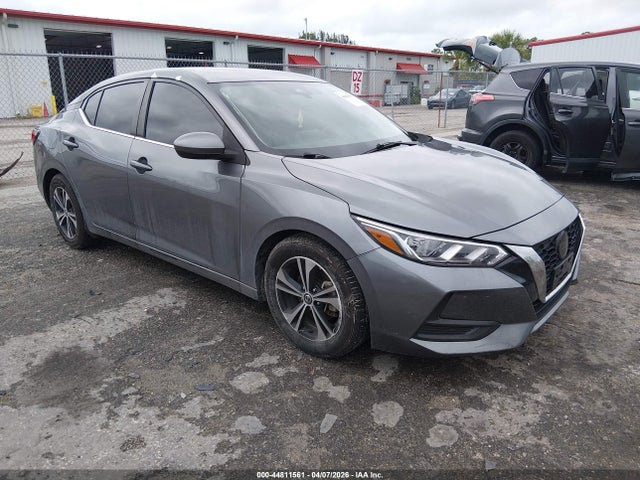 Salvage Nissan Sentra Image