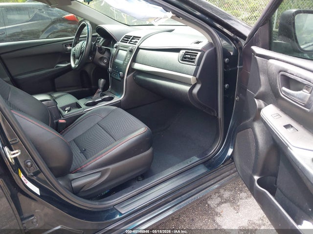 Toyota Camry Se