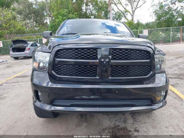 Ram 1500 Express  4x2 5'7 Box